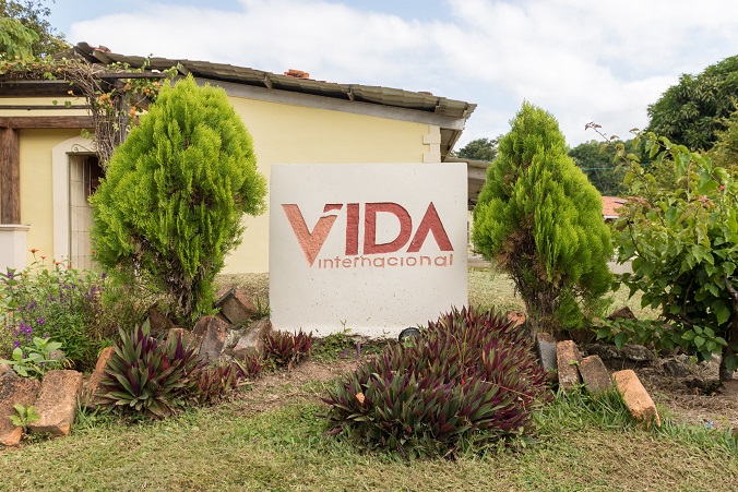 VIDA International sign